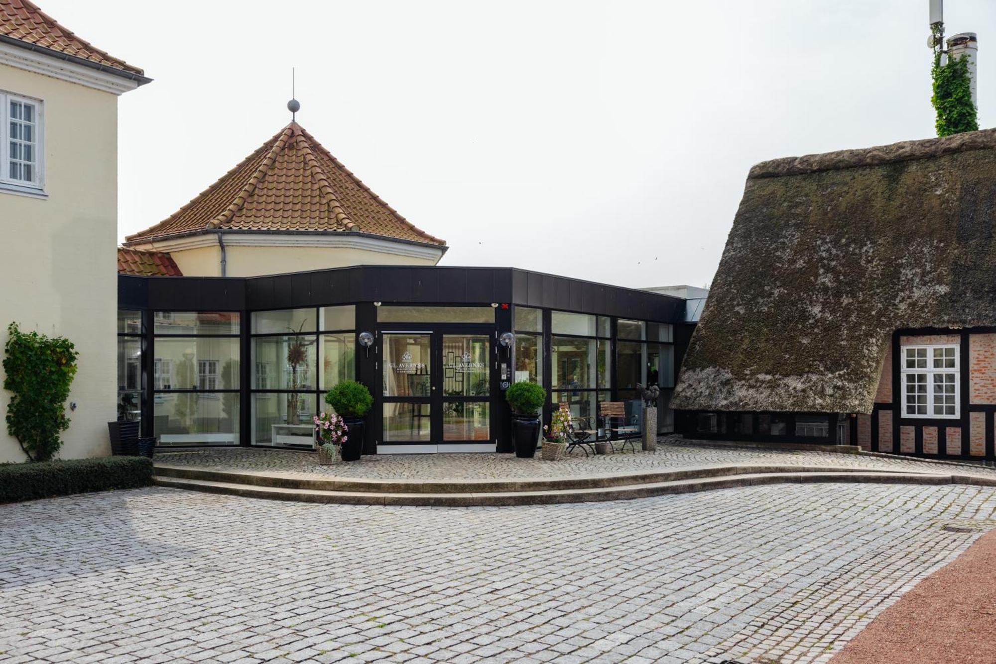 Gl. Avernaes Sinatur Hotel & Konference Ebberup Esterno foto